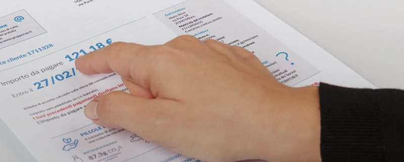 bolletta anomala cosa fare: cause e soluzioni